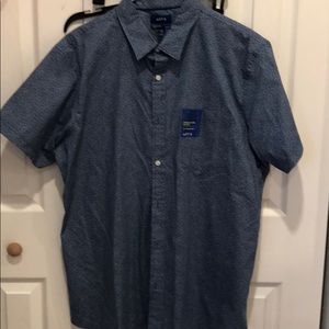 Men’s casual button down shirt